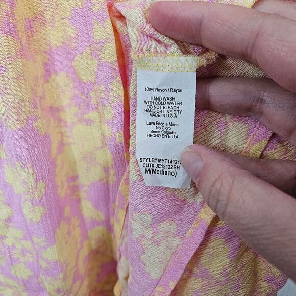 Adora Pink Yellow Ruffle Sleeveless Floral Top Blouse Size Medium Keyhole Back - Picture 6 of 6